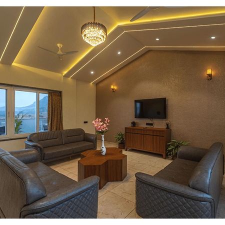 Mountain Glory 8Bhk By Tensorstays, Pool & Theater Igatpuri Extérieur photo
